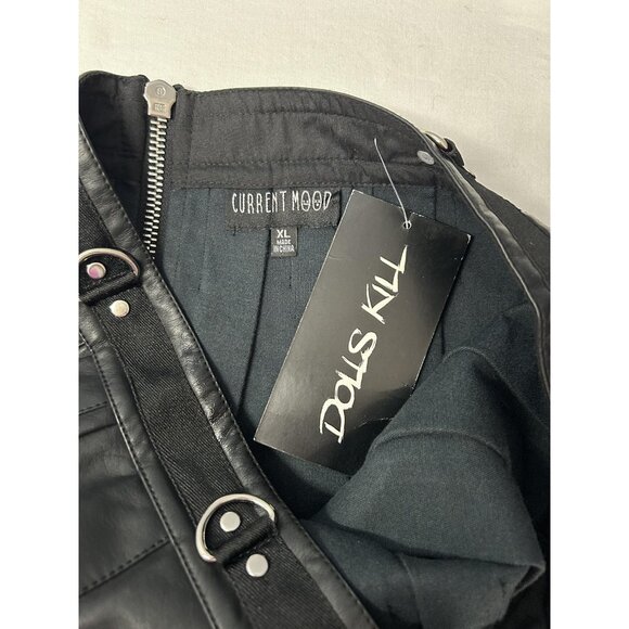 Dolls Kill Mini Skirt Womens XL Spade Black Pleated Faux Leather O-Ring Current - Picture 3 of 8